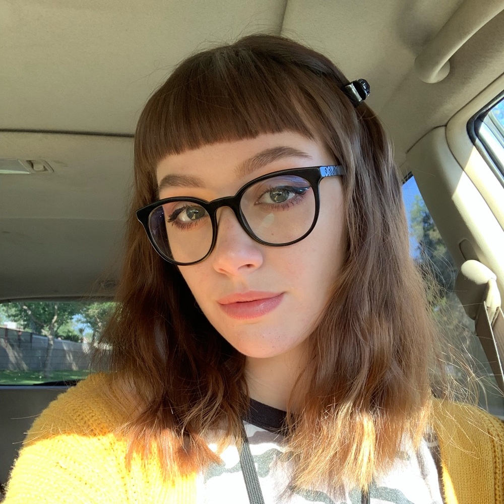 Meet your Posher, Camille